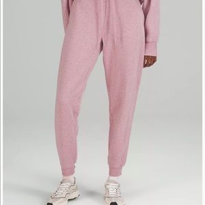 Lululemon scuba high rise jogger
